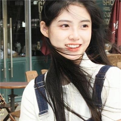 女机械人